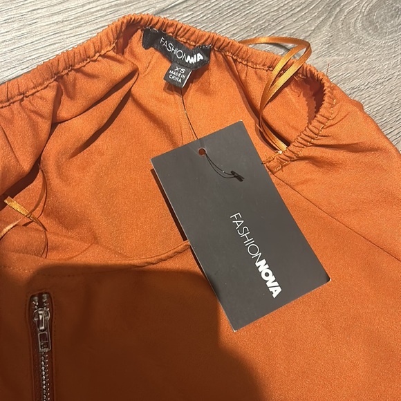 FASHIONOVA orange jumpsuit - Picture 6 of 9